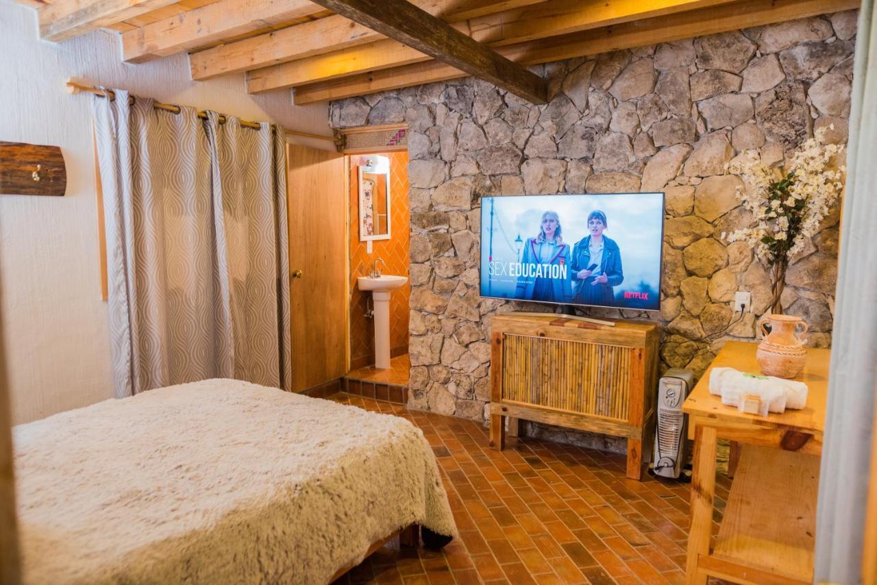 Hotel Colibri Pozos  Exteriör bild